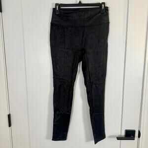 EUC All Worthy Black Plush High-Waist Leggings S